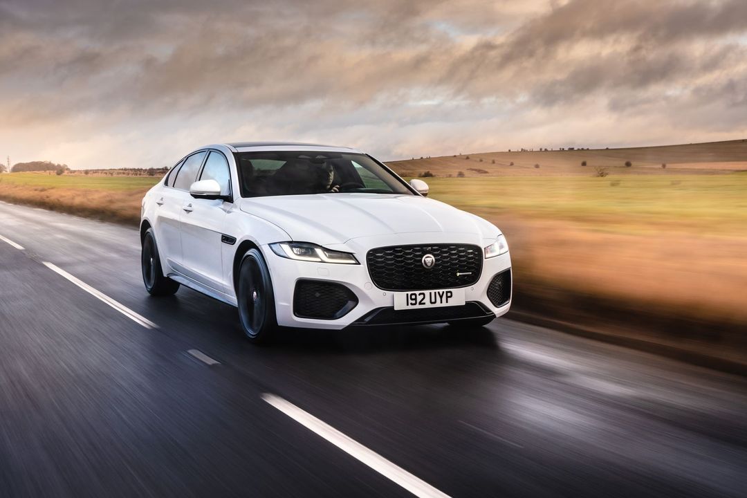 Jag_XF_21MY_Driving_270121_5421
