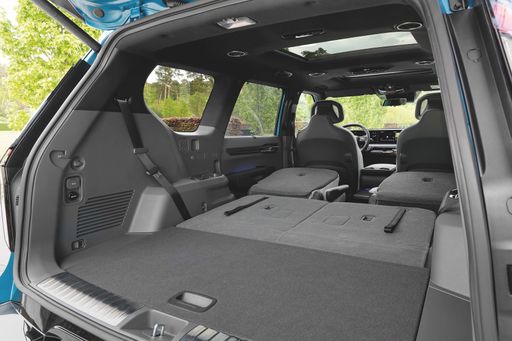 KIA_EV9-GTLine-Interior_01