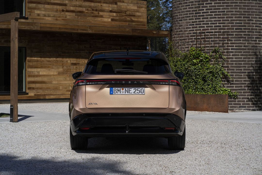 Ariya_2022_Statics_High_050