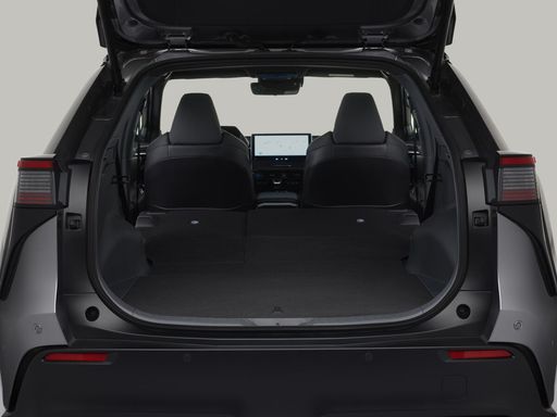 74851-2021kf3bz4xinteriorhigh015-web-lr