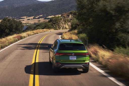 Small-18478-240728VW01TaosRunning0547V2