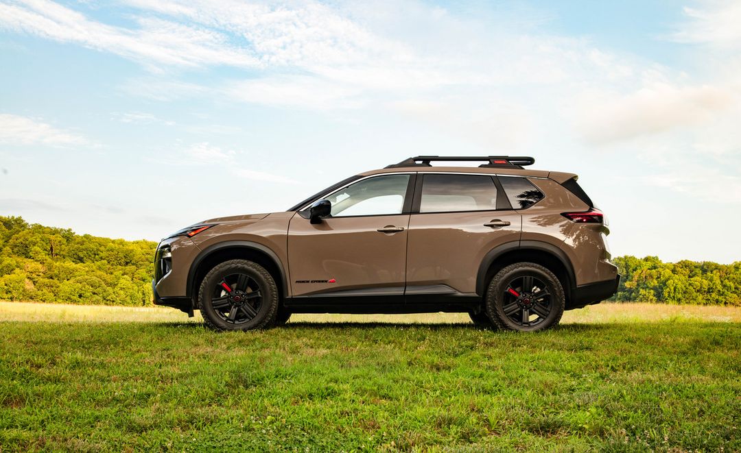 2025 Nissan Rogue Rock Creek edition-48