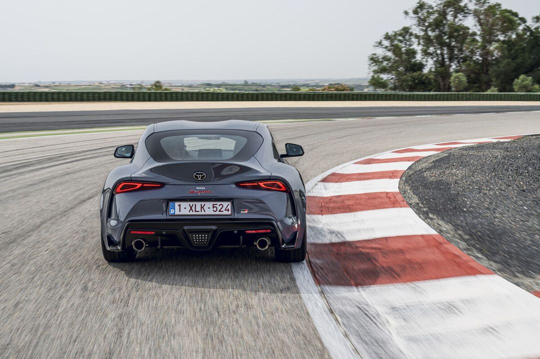 77498-2022gr-supra-mtmtedynamic015-web-lr