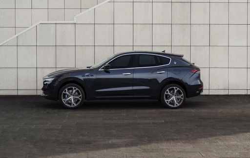 18833-MaseratiLevanteGTMY22