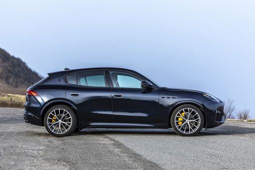 Medium-19415-MaseratiGrecaleModenaBluNobile